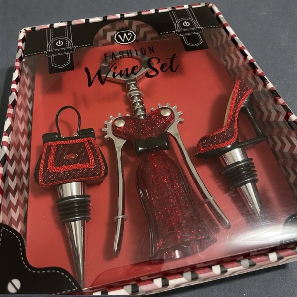 Fashion Wine Set with Red Accents - Picture 2 of 2